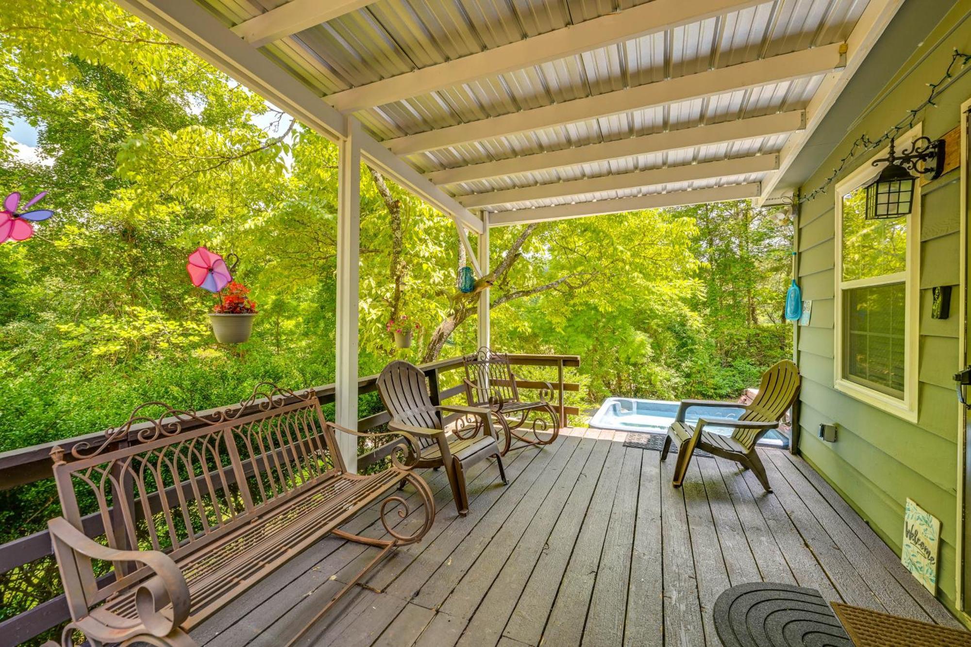 Whittier Vacation Rental Cabin With Private Hot Tub Extérieur photo